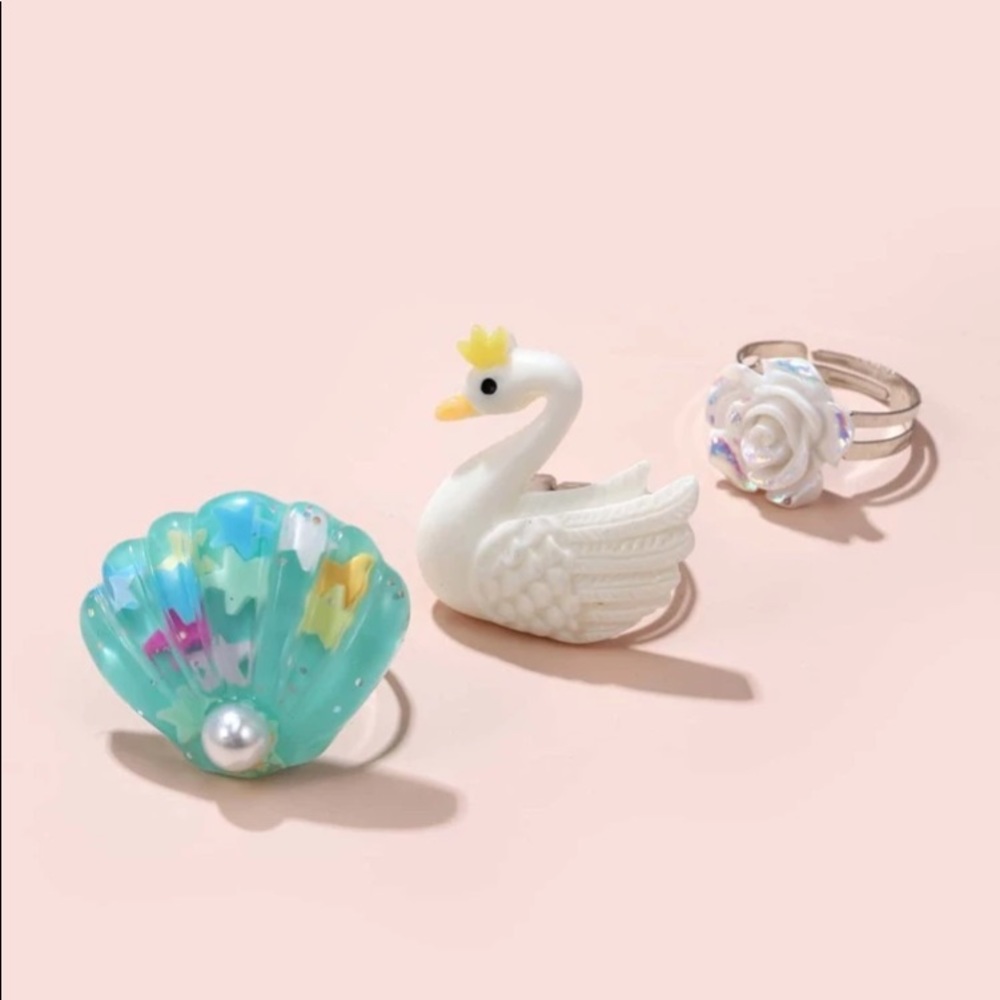 🦢 3 Piece Adjustable Ring Set 🌹